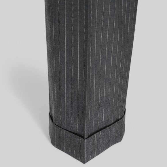 Hugo Boss Stripe 2-Piece Three Button Wool Suit 42R - W35xL29 - Picture 15 of 16